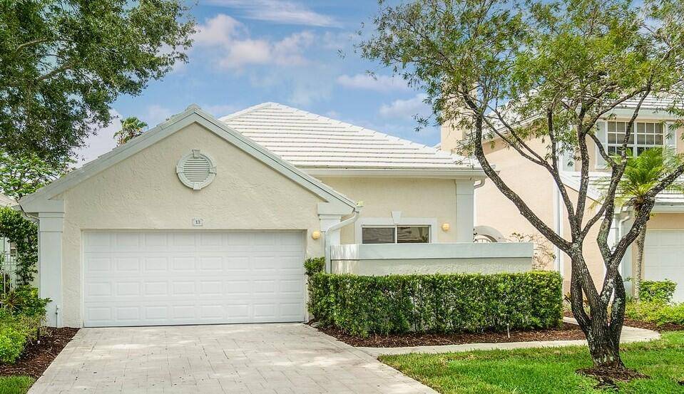 13 Brighton CT, Palm Beach Gardens, FL 33418