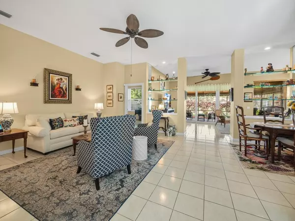 Jupiter, FL 33458,250 Hampton PL