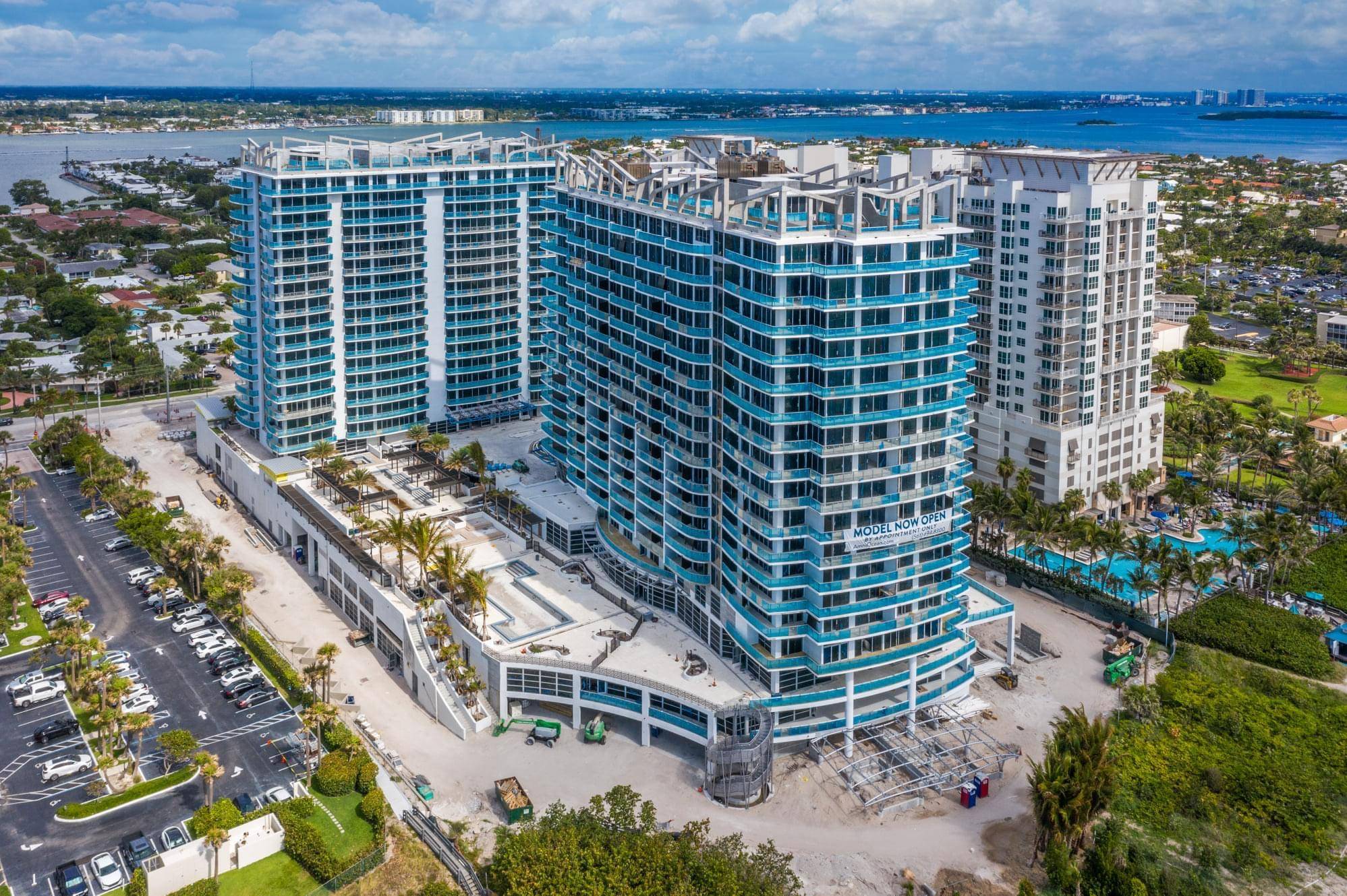 Singer Island, FL 33404,3100 N Ocean Dr, 1904-P