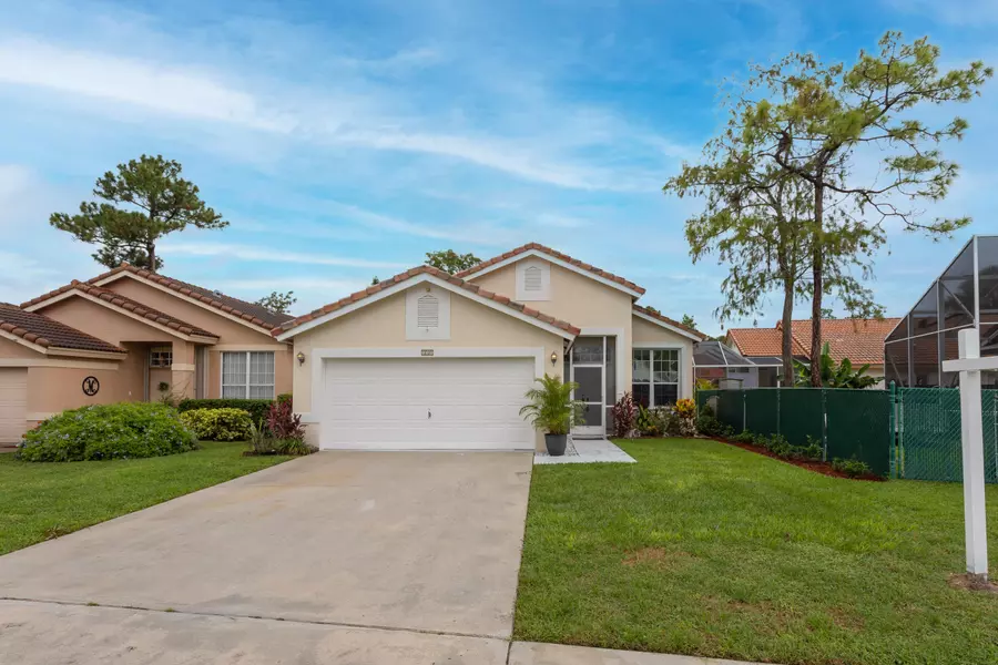 717 Lake Wellington DR, Wellington, FL 33414