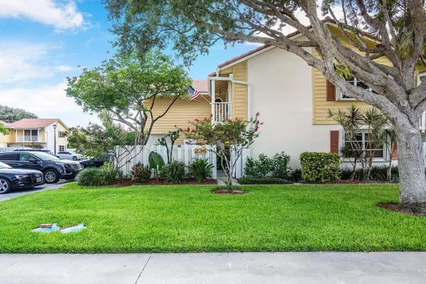 Jupiter, FL 33477,236 Seabreeze CIR