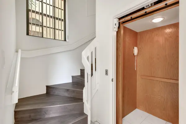 Boynton Beach, FL 33437,5107 Europa DR K