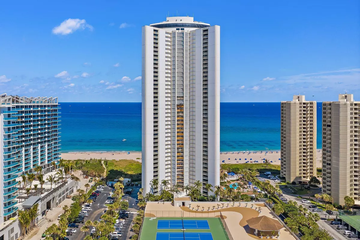 Riviera Beach, FL 33404,3000 N Ocean DR 3c