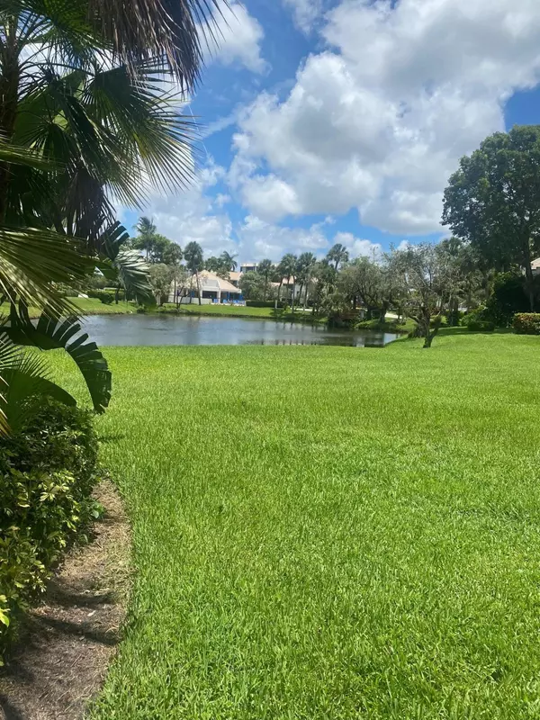 Boca Raton, FL 33434,2605 Bridgewood CIR