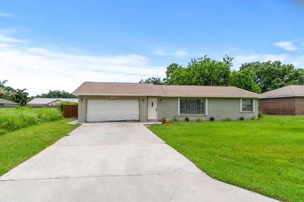 531 SW Aster RD, Port Saint Lucie, FL 34953