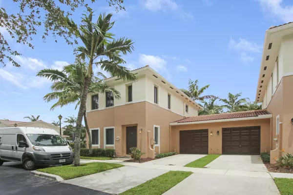 2516 Venetian CT, Boynton Beach, FL 33426