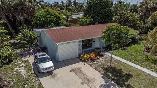 Lake Worth Beach, FL 33461,3526 Lake Osborne DR