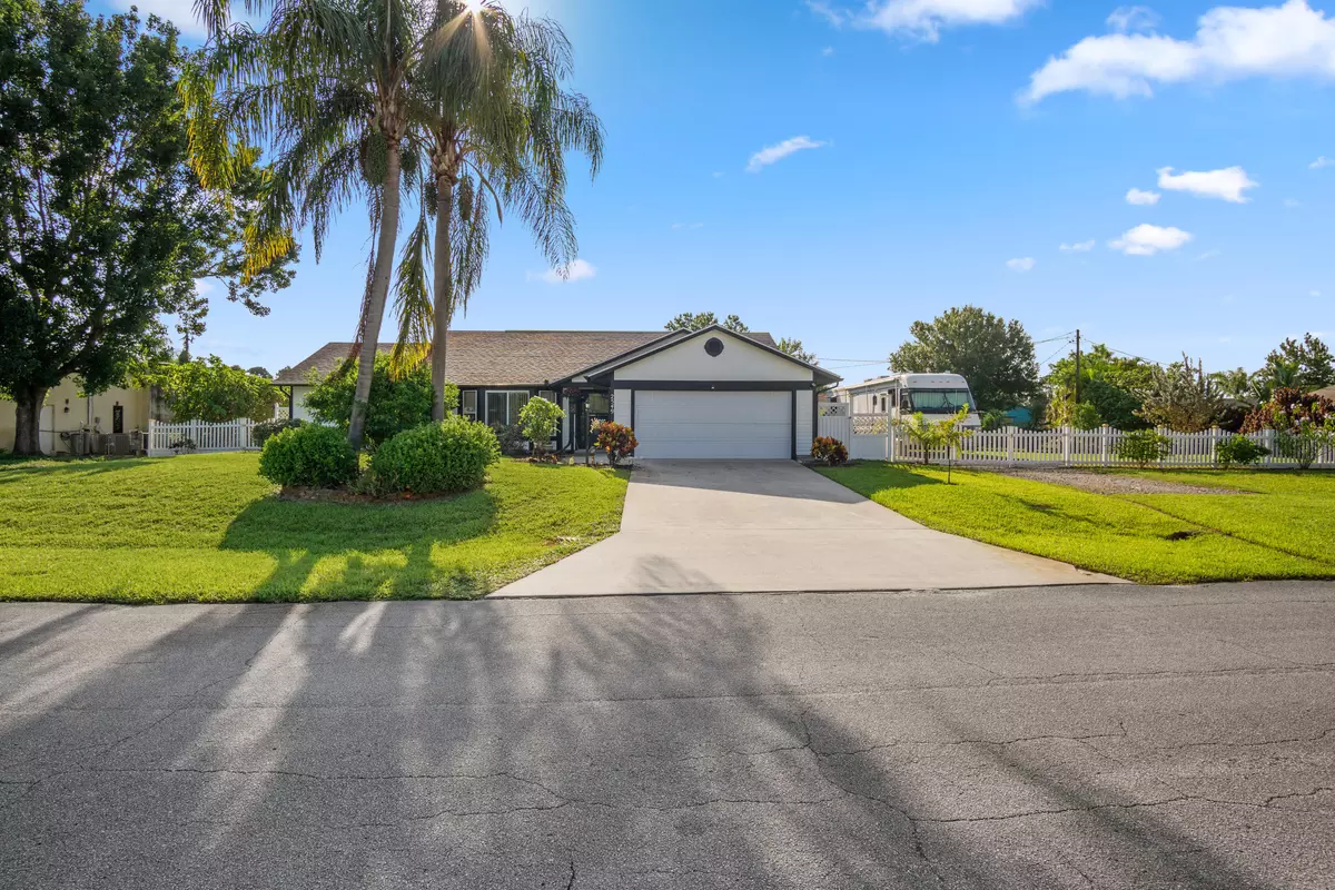 Port Saint Lucie, FL 34984,2549 SE Oaklyn ST