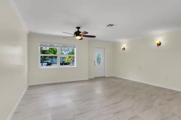 Pompano Beach, FL 33064,1560 NE 32nd CT