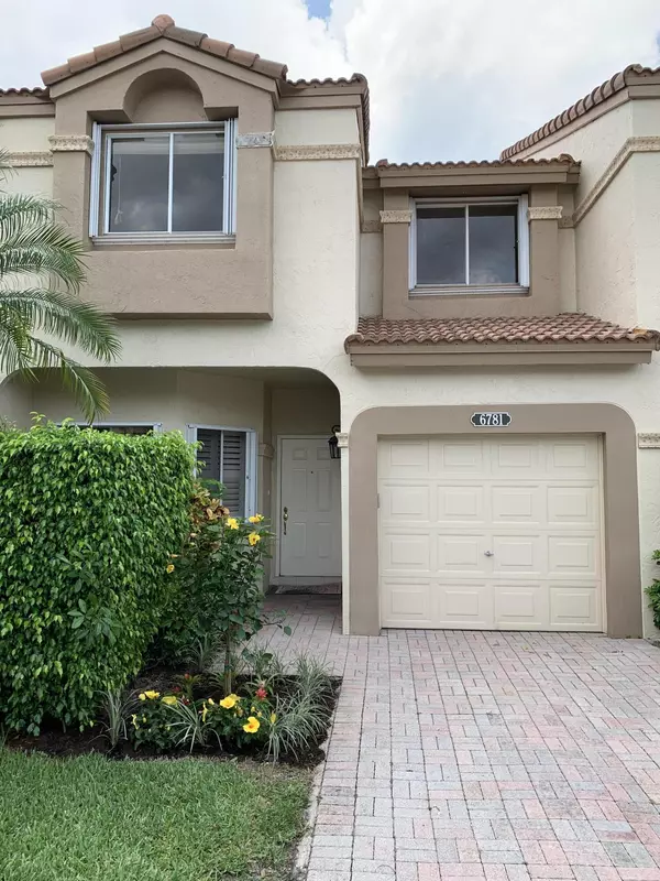 6781 Via Regina, Boca Raton, FL 33433