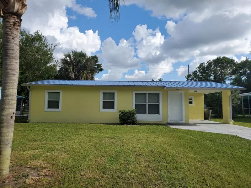 805 Wisteria AVE, Fort Pierce, FL 34982