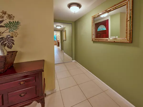 Boca Raton, FL 33486,372 Paulus CT