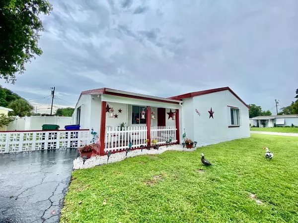 2631 NW 57 TER, Margate, FL 33063