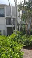 2005 Bridgewood DR, Boca Raton, FL 33434