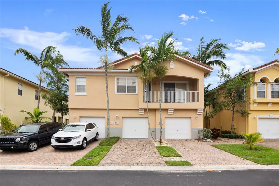 1814 Sonrisa ST, Riviera Beach, FL 33404