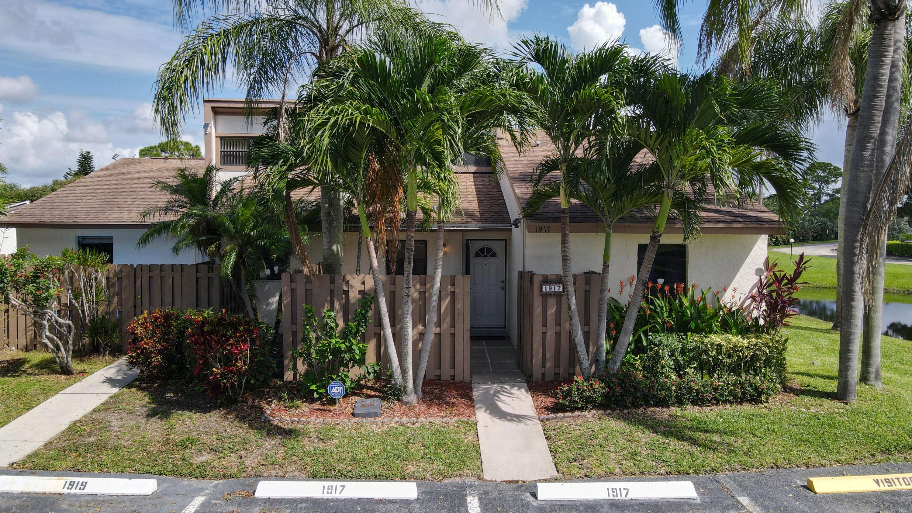 1917 Monks CT, West Palm Beach, FL 33415