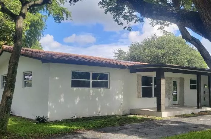 Hollywood, FL 33021,700 N Park RD