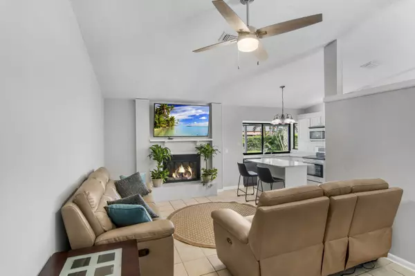 Port Saint Lucie, FL 34953,2316 SW Lejune ST