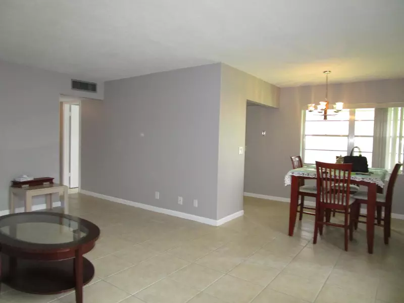 108 E Norwich, West Palm Beach, FL 33417