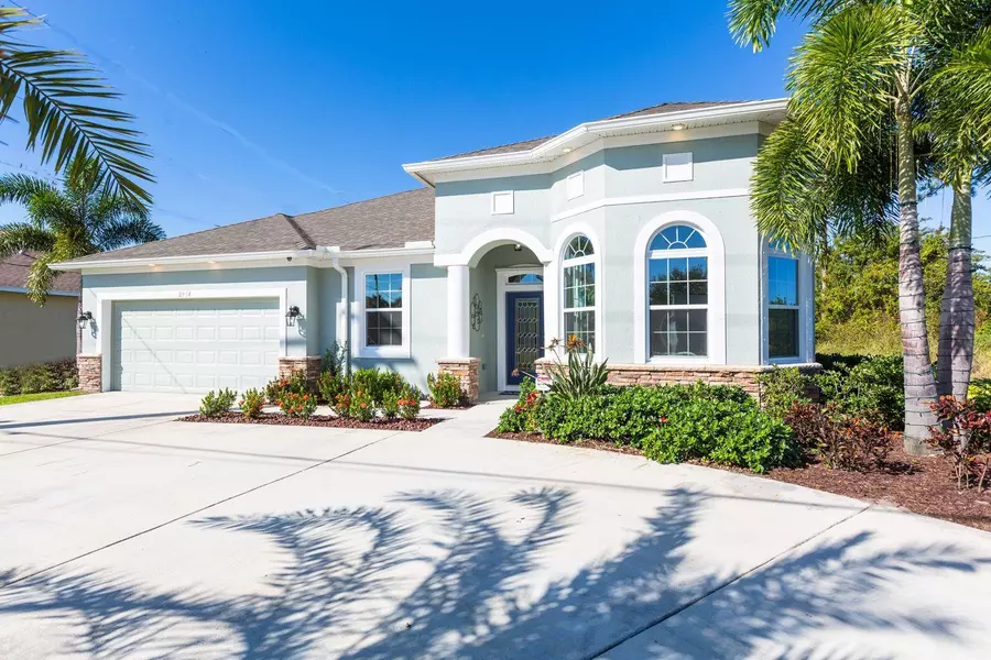 2734 SW Savona BLVD, Port Saint Lucie, FL 34953