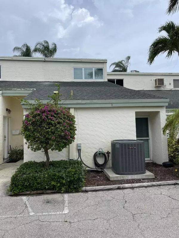 North Palm Beach, FL 33408,129 Lehane TER 137