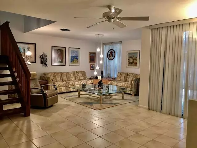 Boca Raton, FL 33486,5691 Fox Hollow DR D