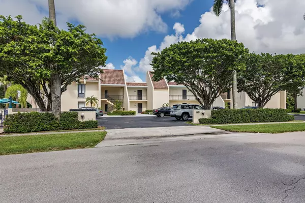 West Palm Beach, FL 33401,1801 Presidential WAY D102