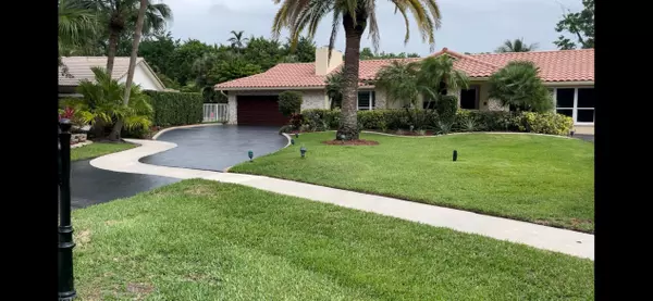 20859 Pinar TRL, Boca Raton, FL 33433