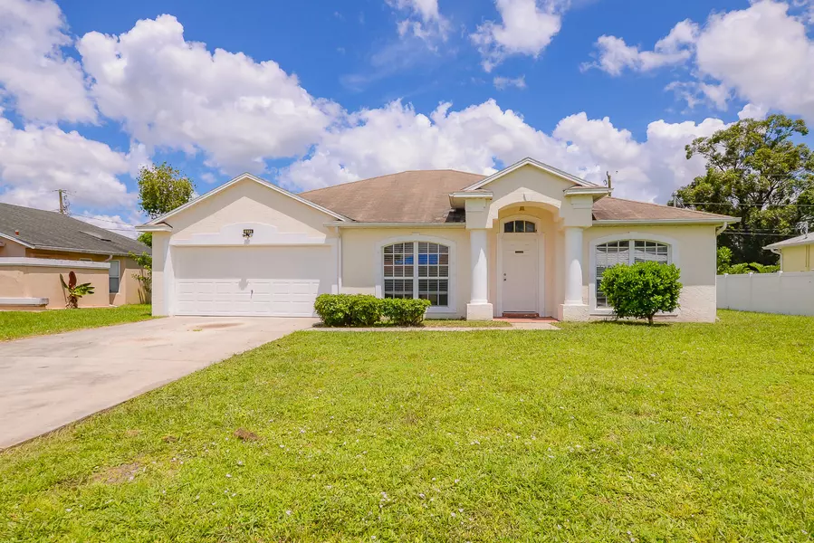 1125 SW Calmar AVE, Port Saint Lucie, FL 34953