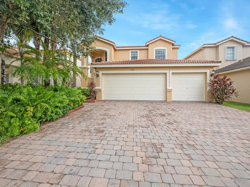 7043 Via Leonardo, Lake Worth, FL 33467