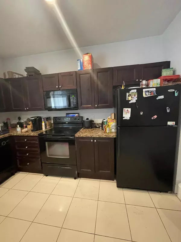 Greenacres, FL 33463,5844 Erik WAY