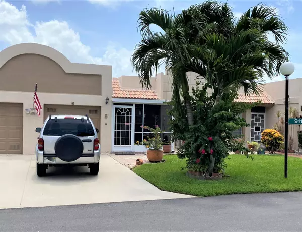 Boca Raton, FL 33496,9110 Tracy CT 5