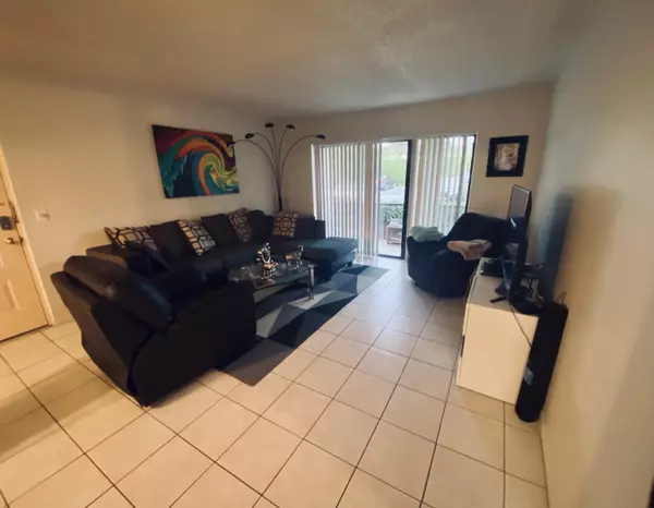 Greenacres, FL 33415,624 Sea Pine WAY C-1