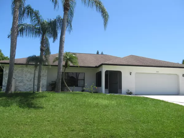 2425 SE Marius ST, Port Saint Lucie, FL 34952