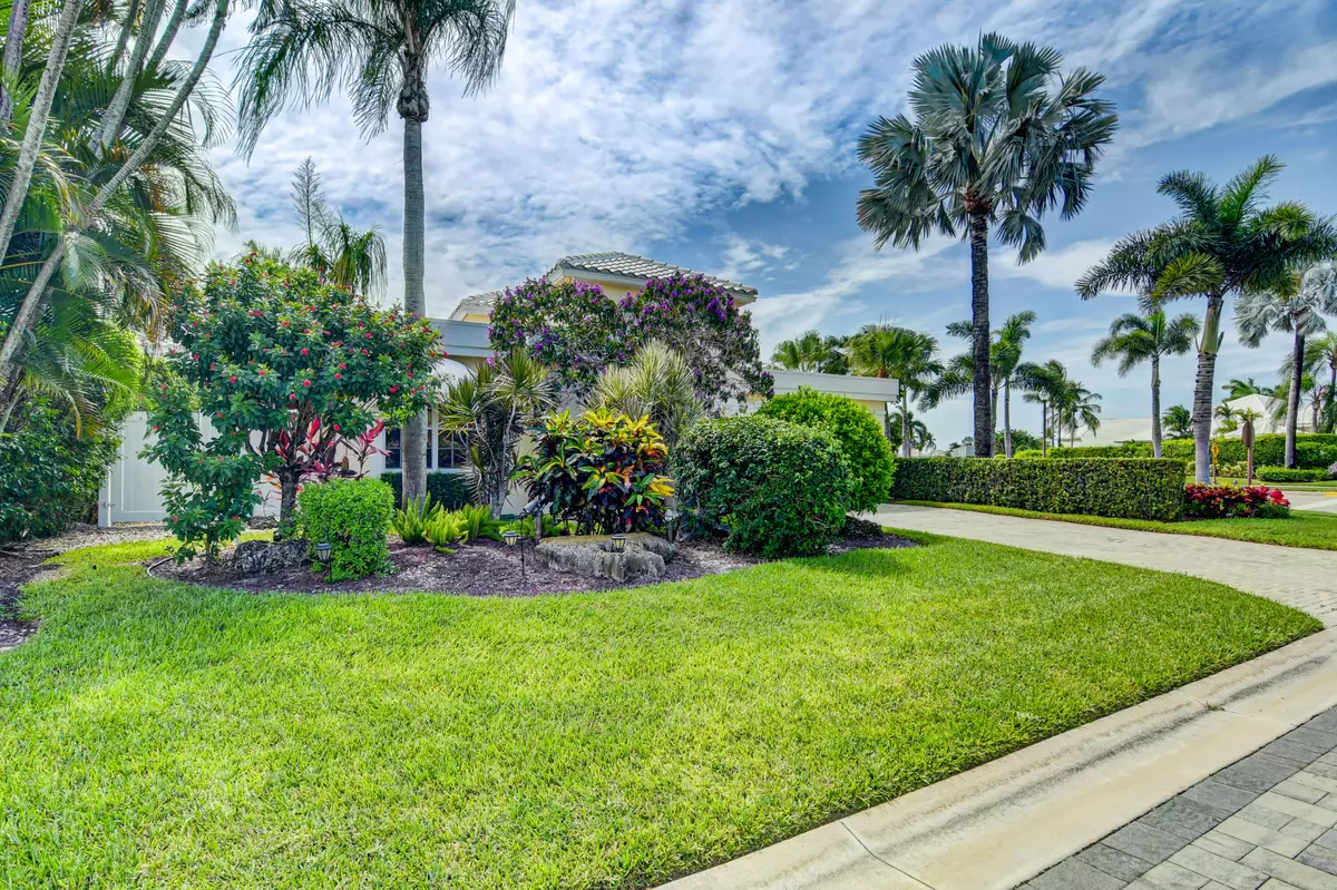 Boca Raton, FL 33496,5719 Waterford