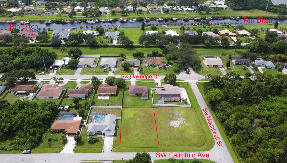 Port Saint Lucie, FL 34984,282 SW Fairchild AVE