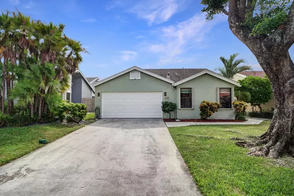 1065 NW 18th AVE, Delray Beach, FL 33445