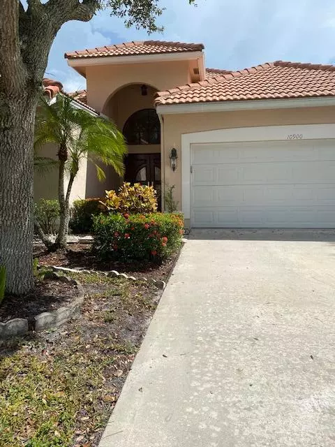 Boca Raton, FL 33498,10900 Old Bridgeport LN