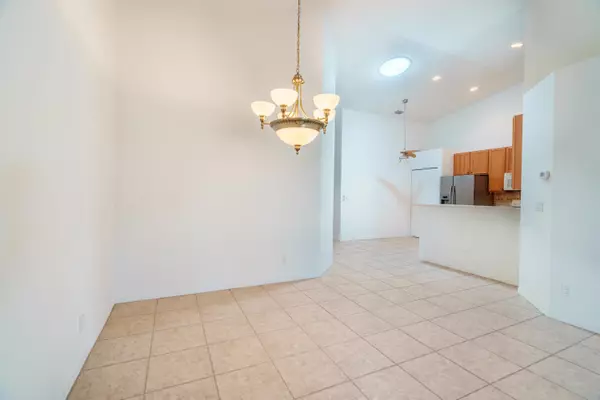 Boynton Beach, FL 33472,8620 Logia CIR