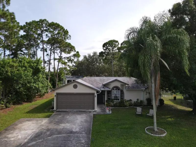 1974 SW Del Rio BLVD, Port Saint Lucie, FL 34953