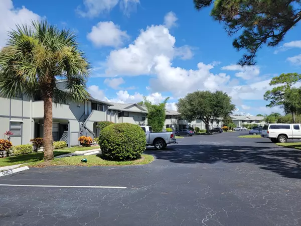 Hobe Sound, FL 33455,8323 SE Croft CIR N-4