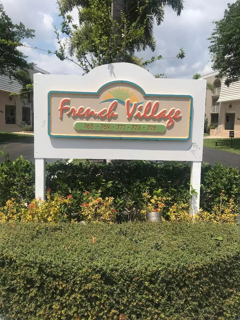 Boca Raton, FL 33487,769 Jeffery ST 305