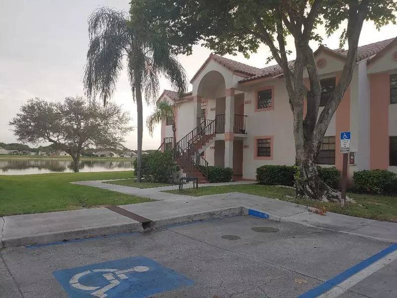 321 Norwood Ter N 221, Boca Raton, FL 33431