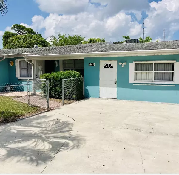 1210 Wyoming AVE, Fort Pierce, FL 34982