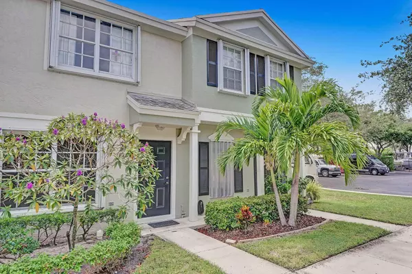 828 Kokomo Key LN, Delray Beach, FL 33483