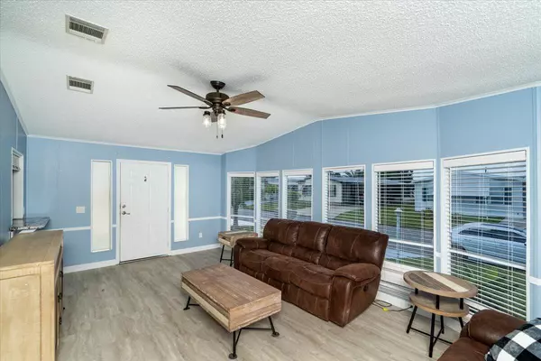 Barefoot Bay, FL 32976,1218 Calusa DR