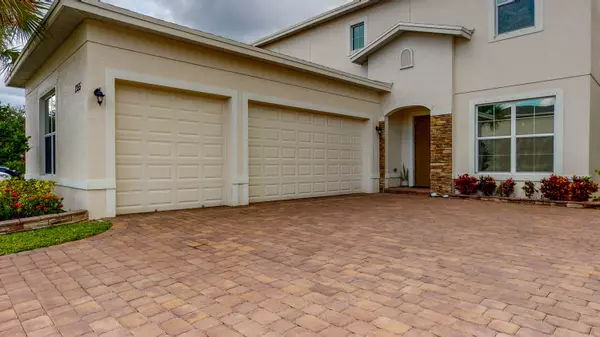 Port Saint Lucie, FL 34986,1355 NW Leonardo Circle CIR