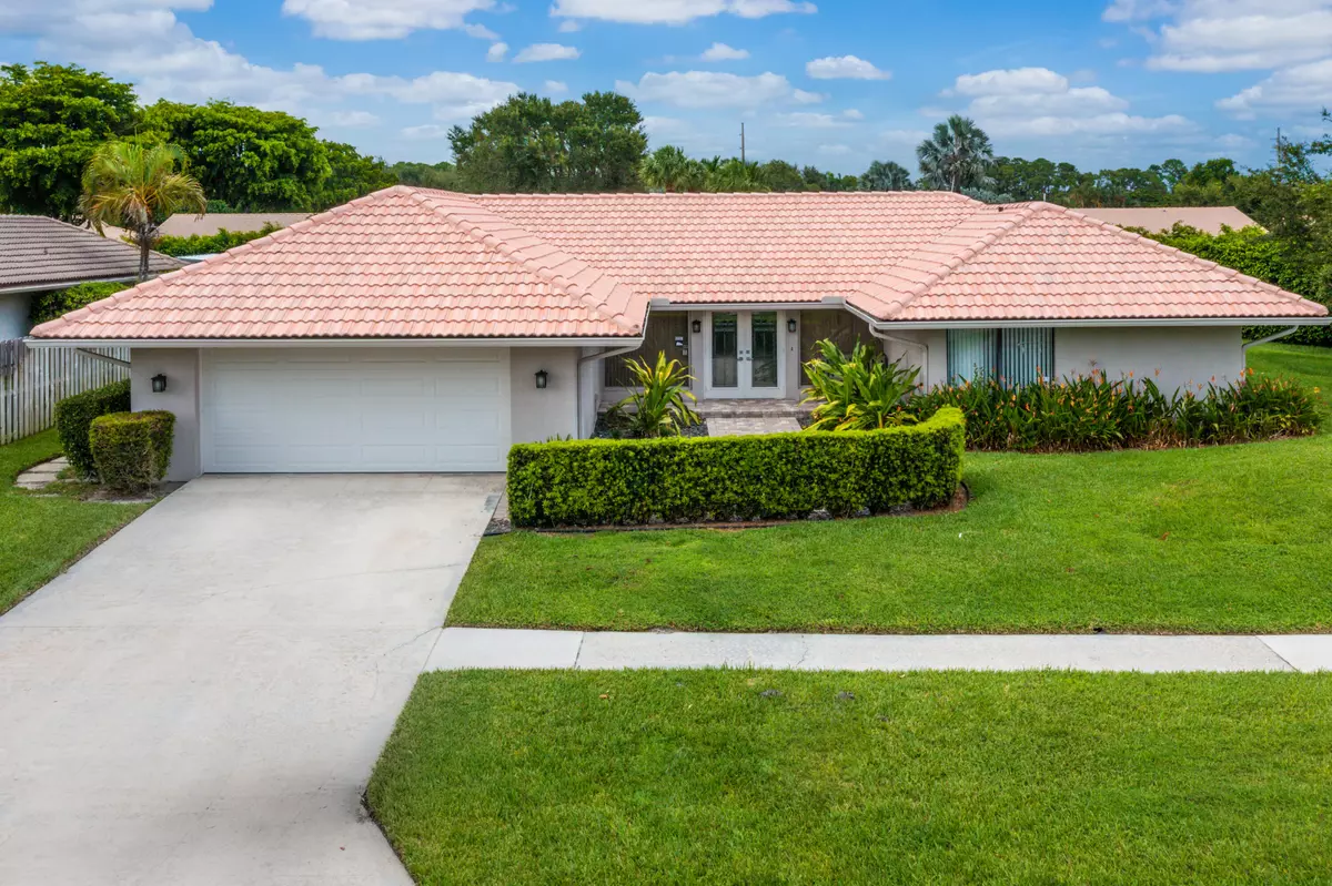 Boca Raton, FL 33433,5875 Glenbrook DR