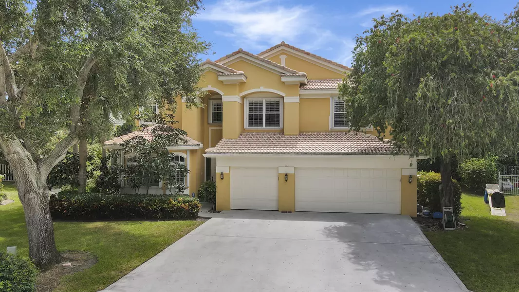 572 Sawgrass PT, Jupiter, FL 33458