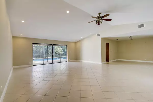 Boca Raton, FL 33498,20044 Back Nine DR